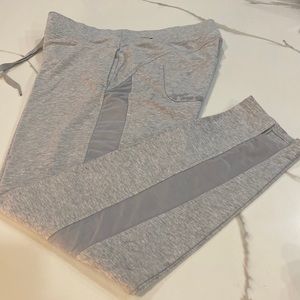 Victoria’s Secret Sweatpants Size Med